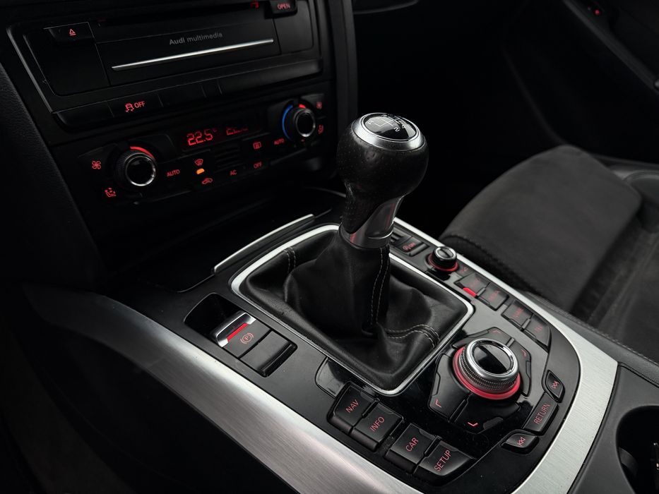 Audi A5 2.0 TDI S-LINE