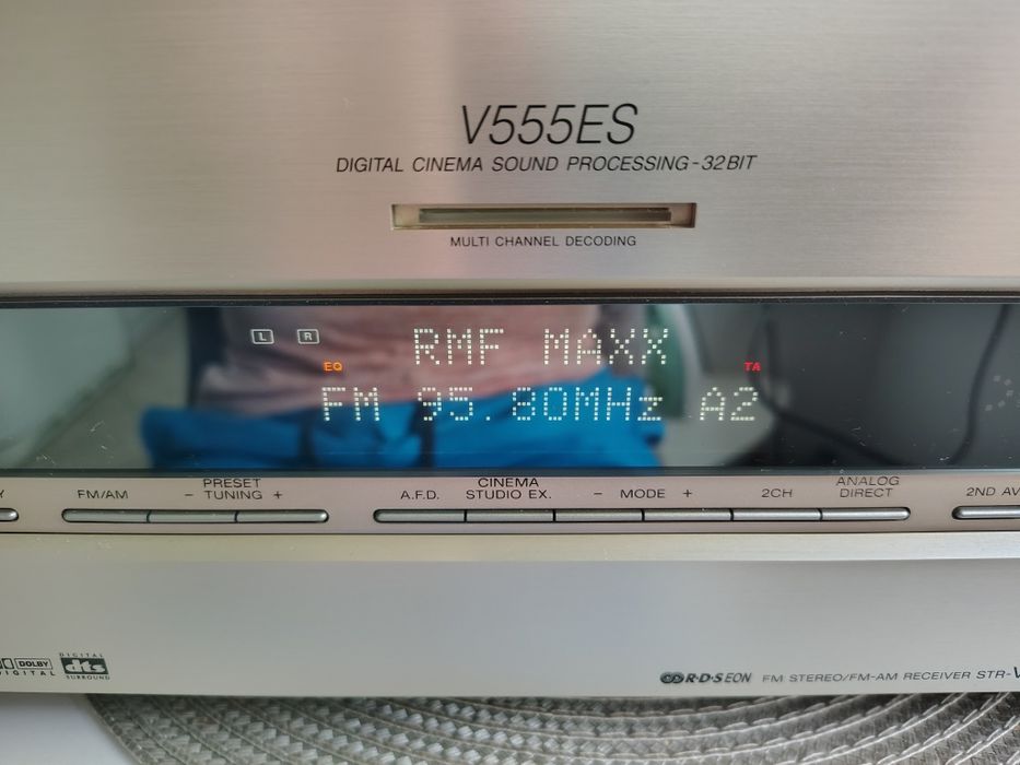 Wzmacniacz Sony STR-V555ES
