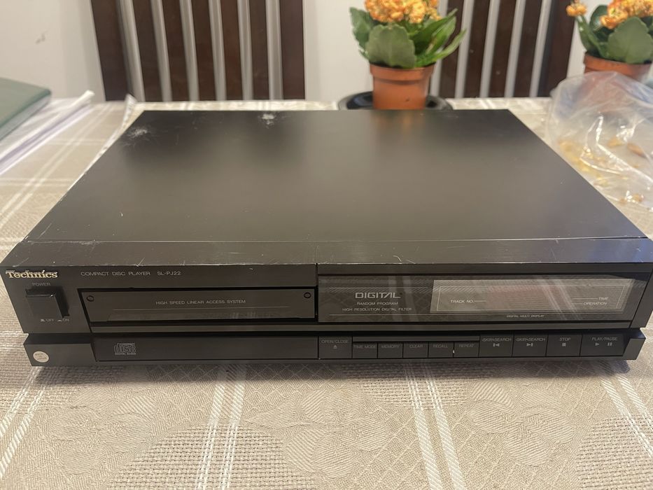 Technics SL-PJ22 compact disc