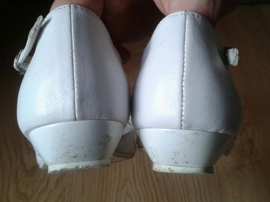 Buty dla dziewczynki Komunia. Rozmiar 31, długość wkładki 18 cm !