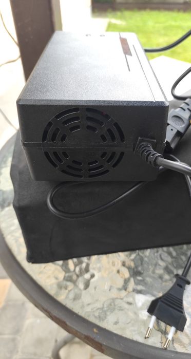 Зарядний пристрій Li ion 60v(67.2в)16s зарядное устройство 60в зарядка