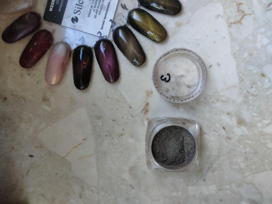 Pyłek do paznokci kocie oko brązowy