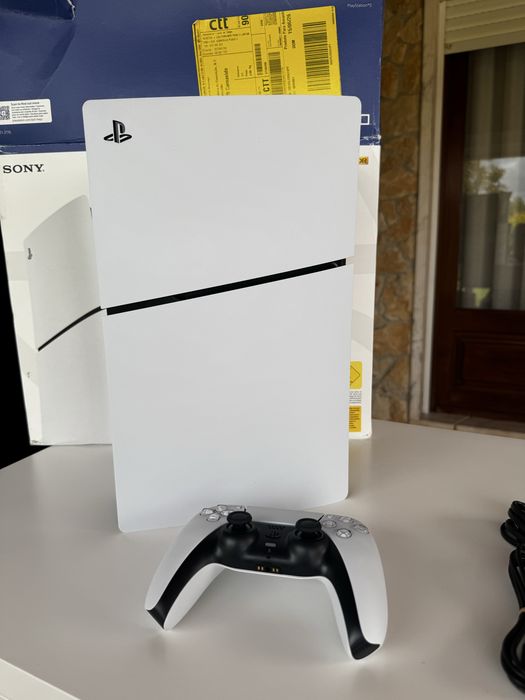 PlayStation 5 (PS5) 1TB com Leitor — NOVA / NUNCA USADA
