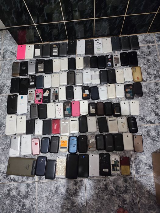 Лот запчасти телефоны дисплеи модули корпуса Samsung Lenovo HTC LG