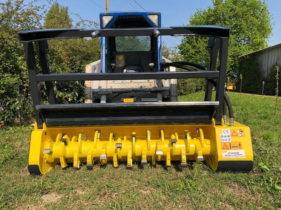 Mulczer leśny hydrauliczny do koparki, koparko ładowarki, ładowarki