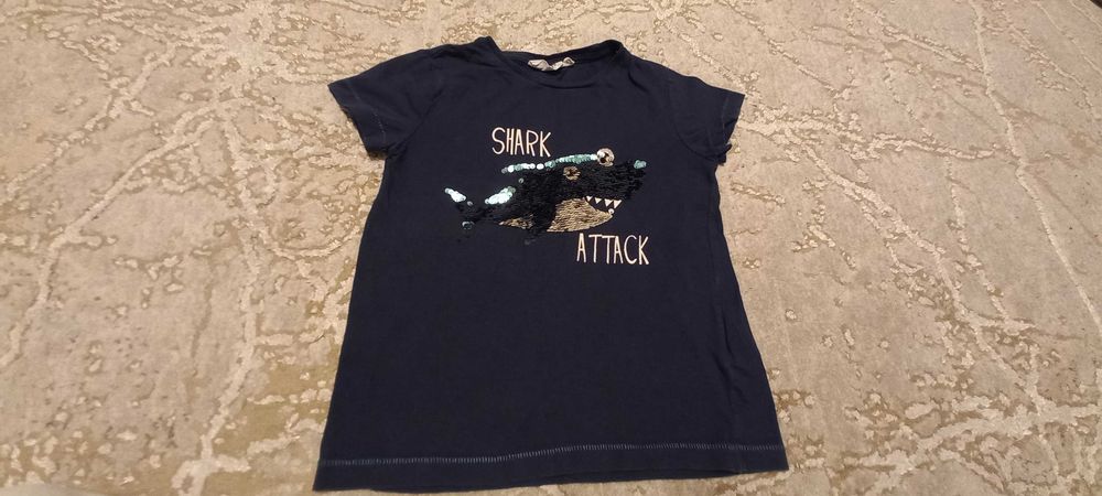 3 koszulki i 1 spodenki - 110 cm