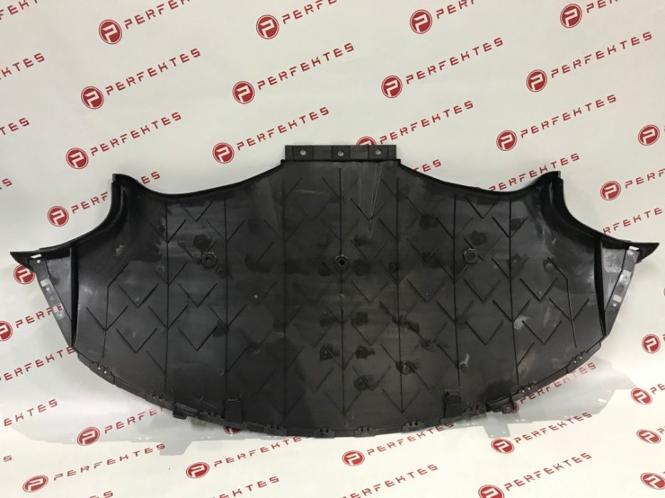 Захист нижній заднього бампера Tesla Model 3 1100838-00-C 1135410-00-A