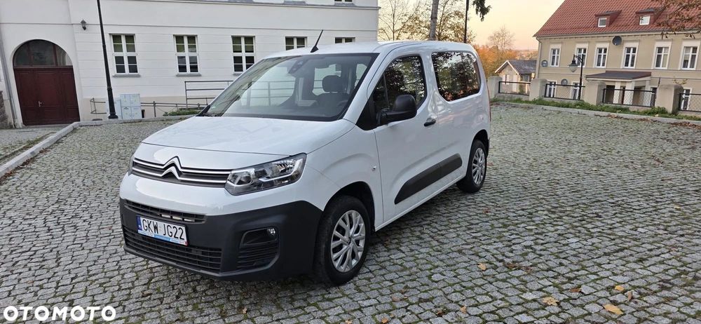 Citroën Berlingo 40 000 km PRZEBIEGU JAK NOWY 5-CIO osobowy NAVI Asystent Pasa Ruchu