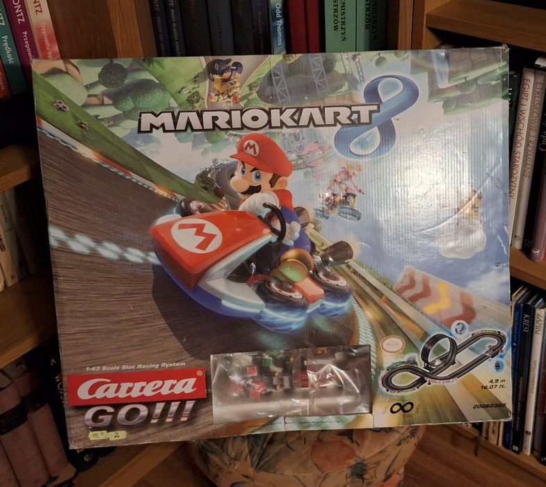 Carrera Go! edycja Mario Kart 8