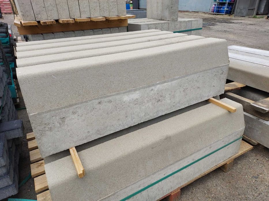 Krawężnik drogowy 15x30x100 szary HDS Krotoszyn Cieszków Milicz