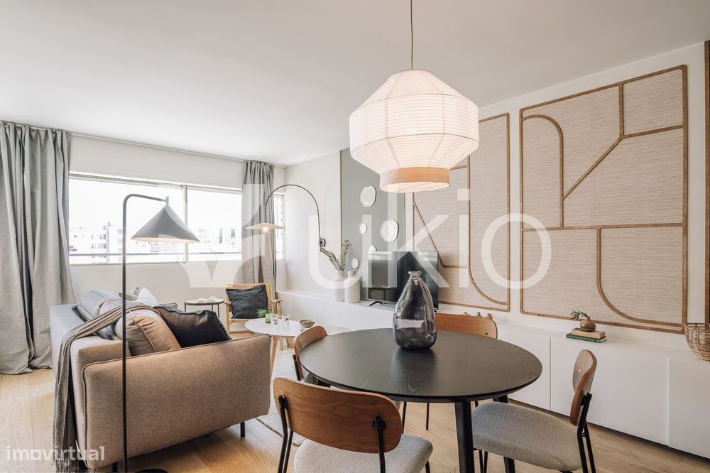 Apartamento T1 com ginásio em Av. de Roma - Campo Pequeno