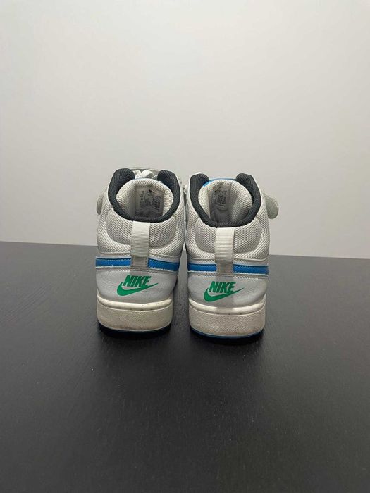 Vendo 2 pares de ténis