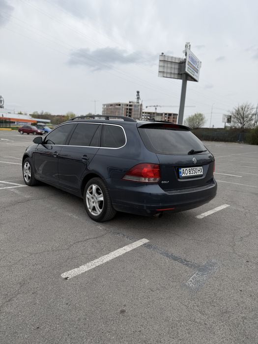 Golf6  1.6тді. 2010