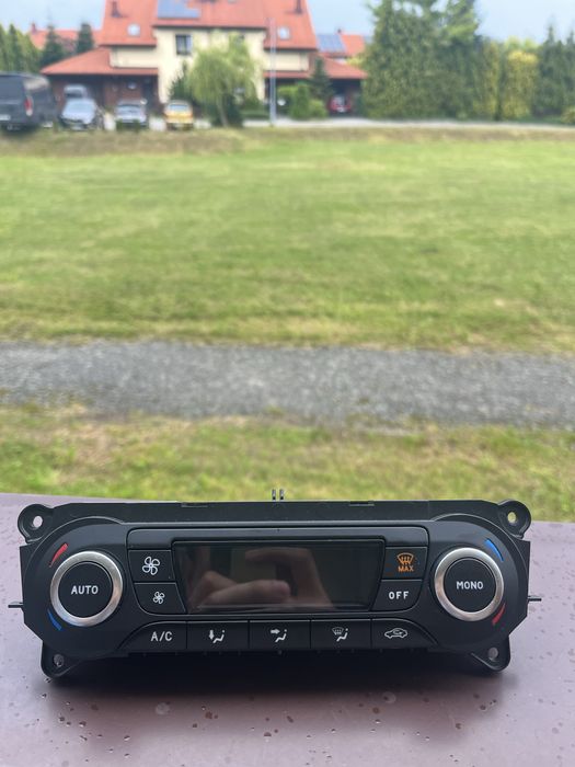 Panel klimatyzacji FORD MONDEO MK4