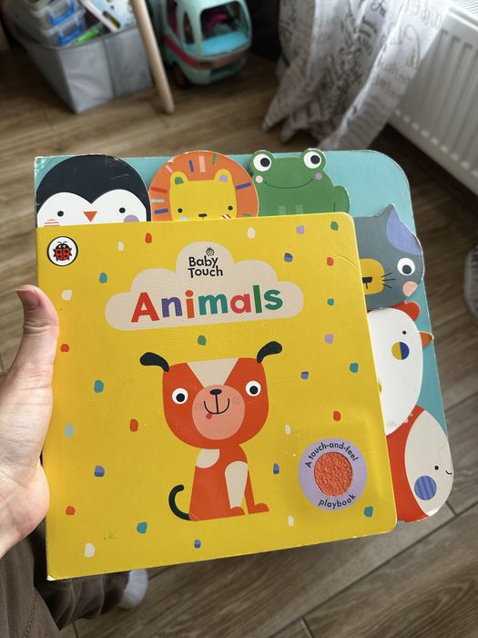 Дитяча Книга Baby Touch: Animals Tab Book тваринки англійською