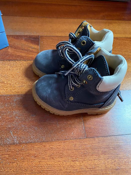 Botas menino nr 22