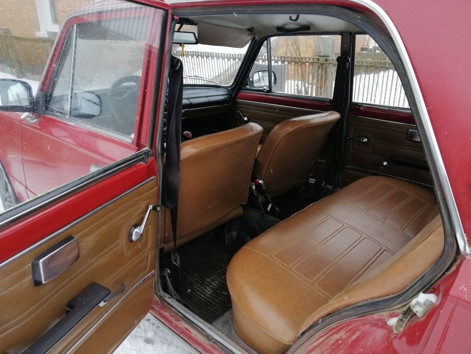 Продам ваз 21011