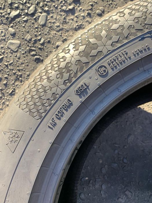 Щини 235/60 R18 Continental зима 6-7мм 2021р