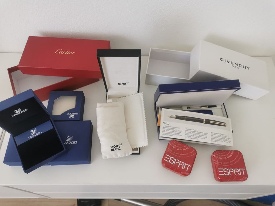 Várias caixas - Mont Blanc / cartier/ Givenchy/ waterman/ Swarowsky
