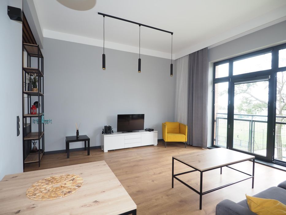 Do wynajęcia dwupokojowy loft przy ul. Tymienieckiego 25D.