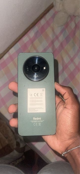 Redmi A3 usado em bom estado
