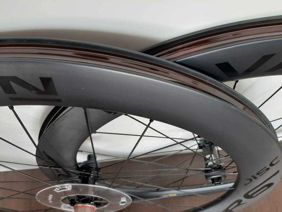 Rodas Carbono Perfil Novatec R6 Disc CL 28" Clincher/Tubeless Centerlock - 12x100 e 142mm