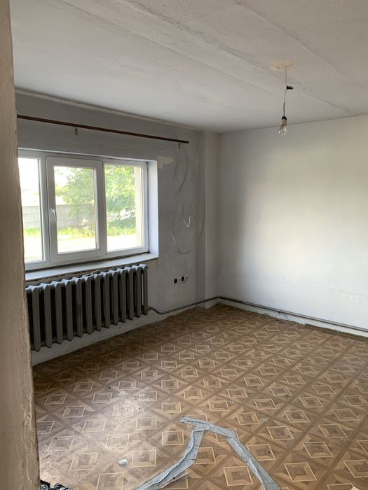 Продам комерційну будівлю