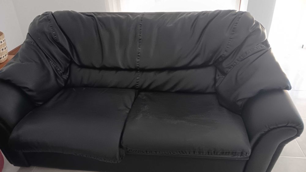 Sofá Cama Cabedal semi novo