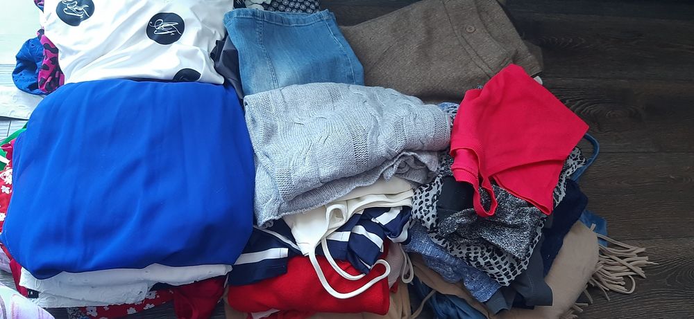 Paka ubrań damskich