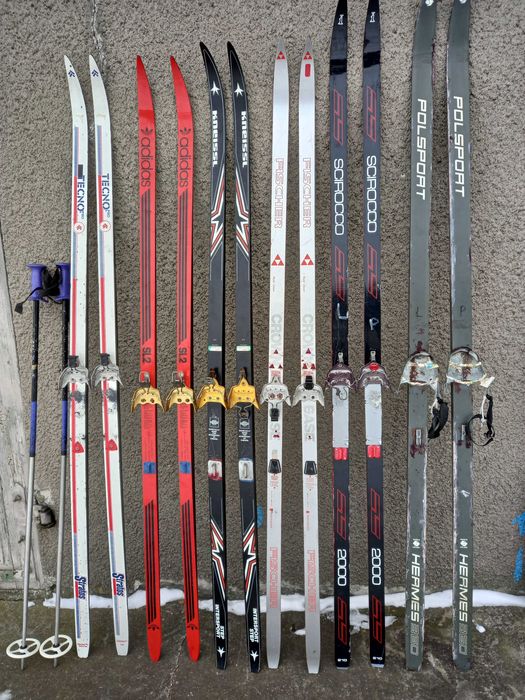 Narty biegowe buty kijki