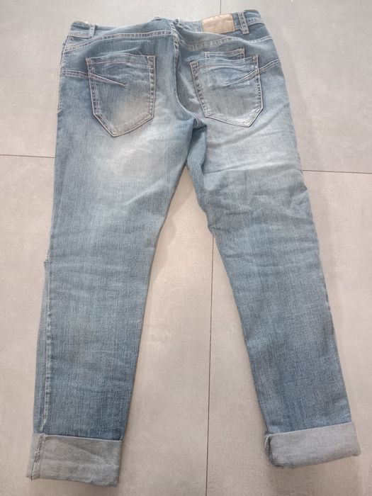 Jeansy damskie M świetny fason