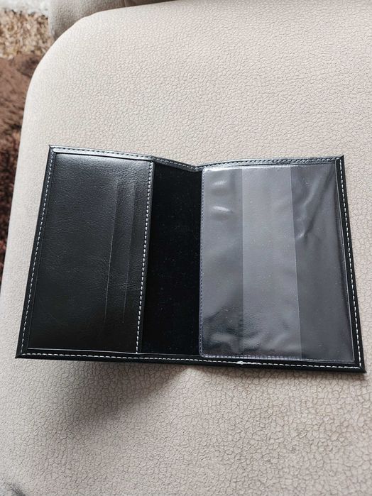 Etui na dowód rejestracyjny