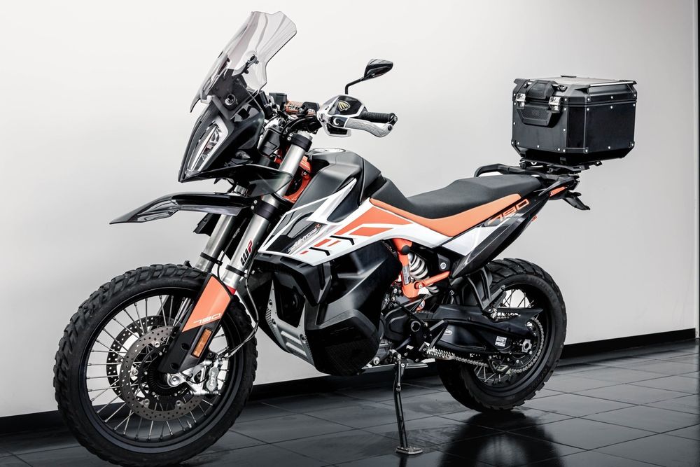 KTM Adventure 790 R