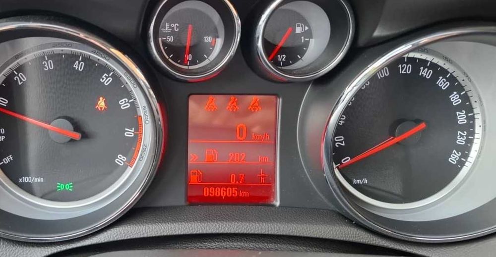 Opel Mokka 1.4 2016 – Turbo 140 KM, czarny, 98 605 km