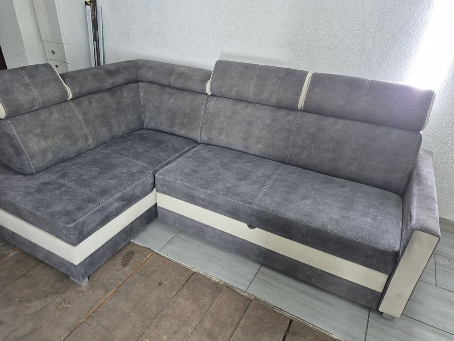 Naroznik z funkcja spania Transport