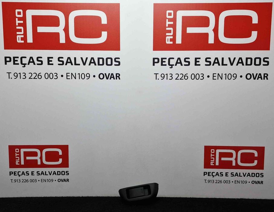Comando / Botão / Interruptor Vidros Frente Esquerdo 74232-0H010 - TOYOTA AYGO