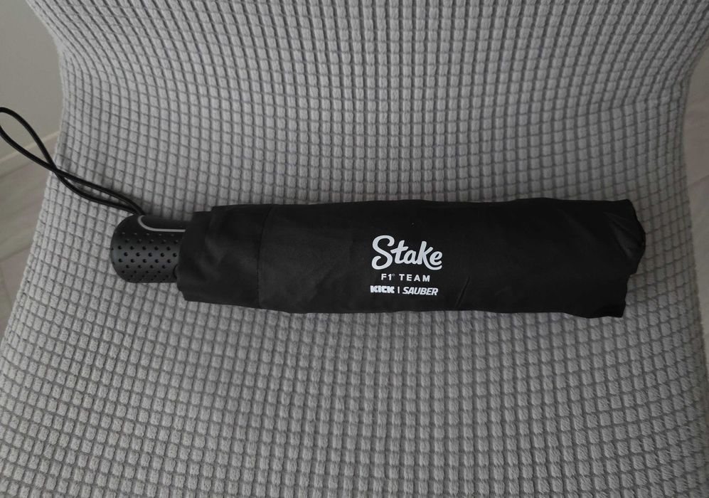 parasol Stake F1 Team, Kick, Sauber, Formula 1, automat