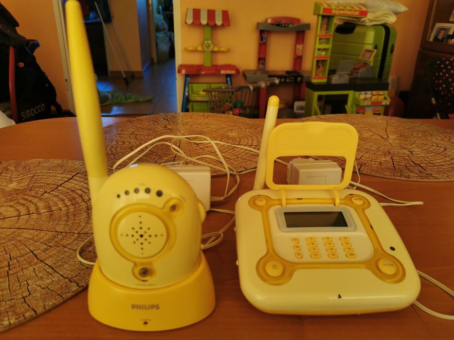 Niania elektroniczna firmy philips.