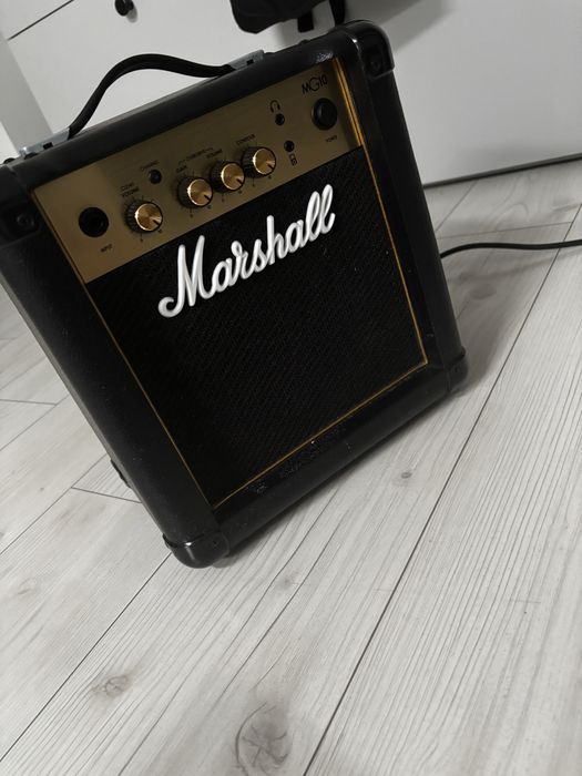 Wzmacniacz (piecyk) Marshall