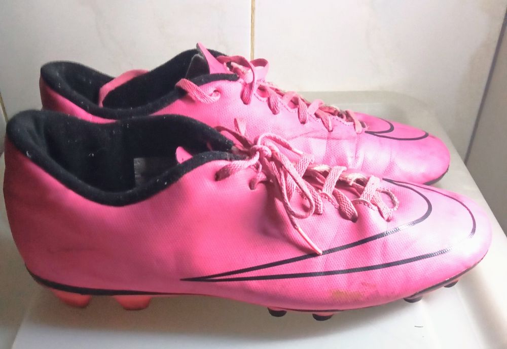 Chuteiras de futebol Nike Mercurial N.46.