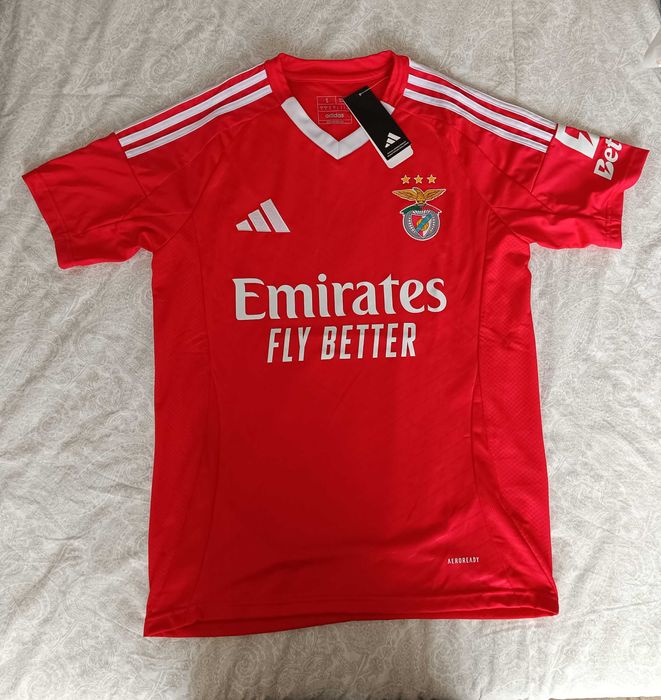 Camisola principal Benfica 24/25