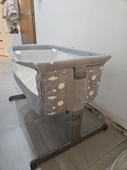 Łóżeczko dostawne Chicco Next2me + materac