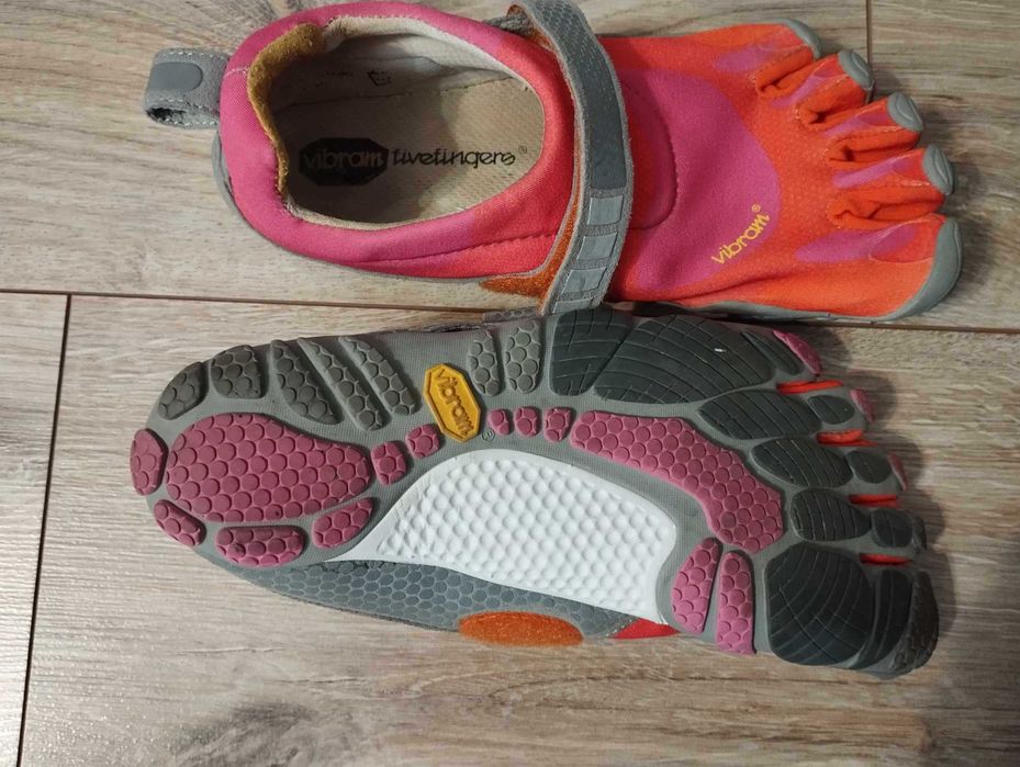 Fivefingers Vibram buty do biegania minimalistyczne size 36