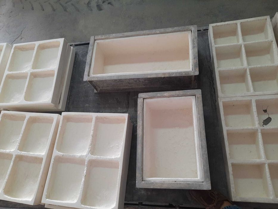 Equipamento para produção de pavés e dalles (lajes)