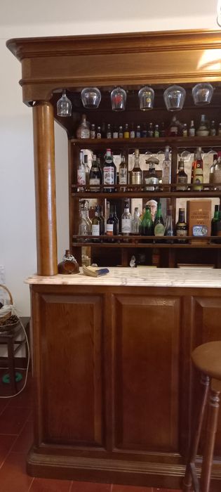 Bar em cerejeira de paços de Ferreira