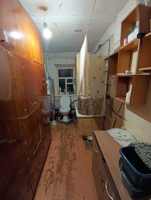 Продам капітальний житловий будинок, 10 хвилин від метро Індустріальна