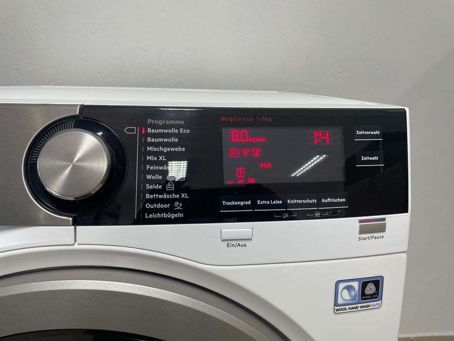 Сушильна машина AEG T9DE87685 з тепловим насосом,економ,тиха