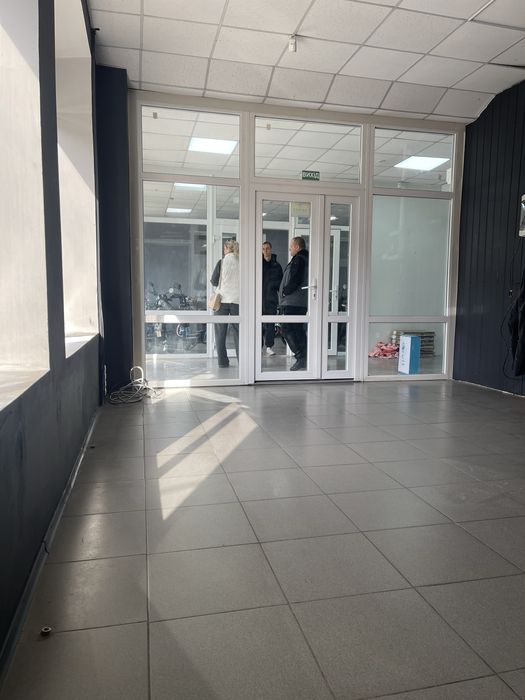 Здам в оренду торгову площу