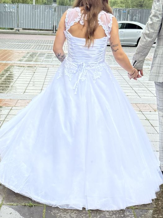 Suknia ślubna +koło