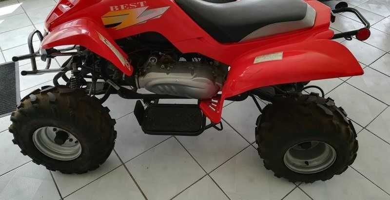 Moto 4 Best 125 - Usada